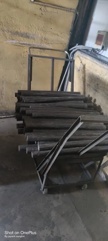 Molybdenum metal